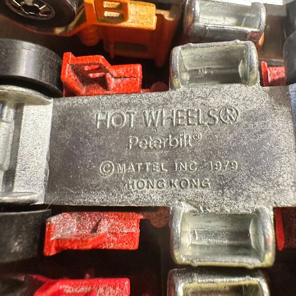 Vintage Hot Wheels Peterbilt Die-Cast Trucks Lot Of 3 Tanker Cement & Stake Bed - Picture 7 of 8